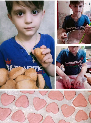 Челлендж "Печем печенье в виде сердца ❤вместе с мамой!" Челлендж "Печем печенье в виде сердца ❤вместе с мамой!".